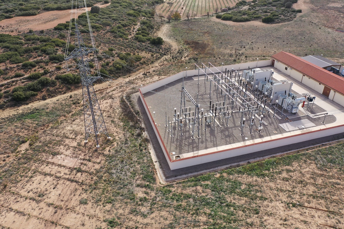 Líneas de Alta Tensión Campanario